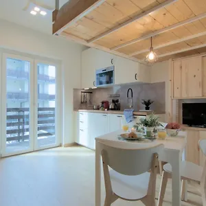 Appartamento Casa Pino- Loft Con Giardino Magnolta, Aprica
